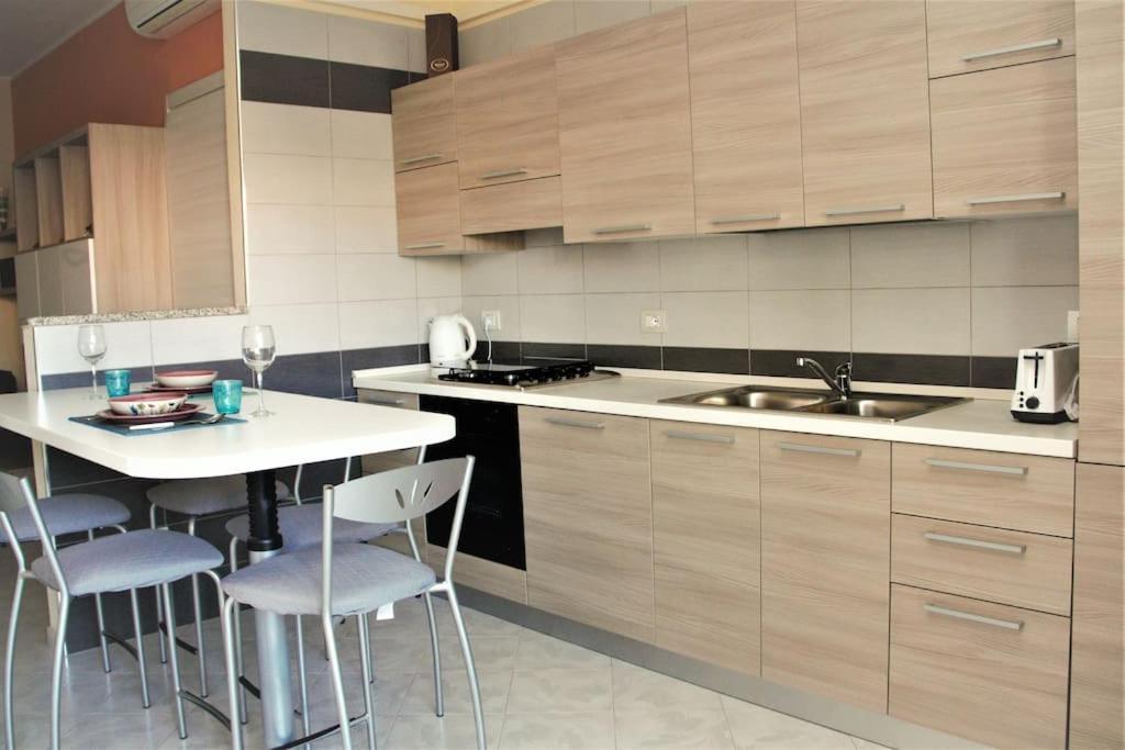 La Casa Al Poetto - Iun R0135 Apartment Quartu Sant'Elena Bagian luar foto